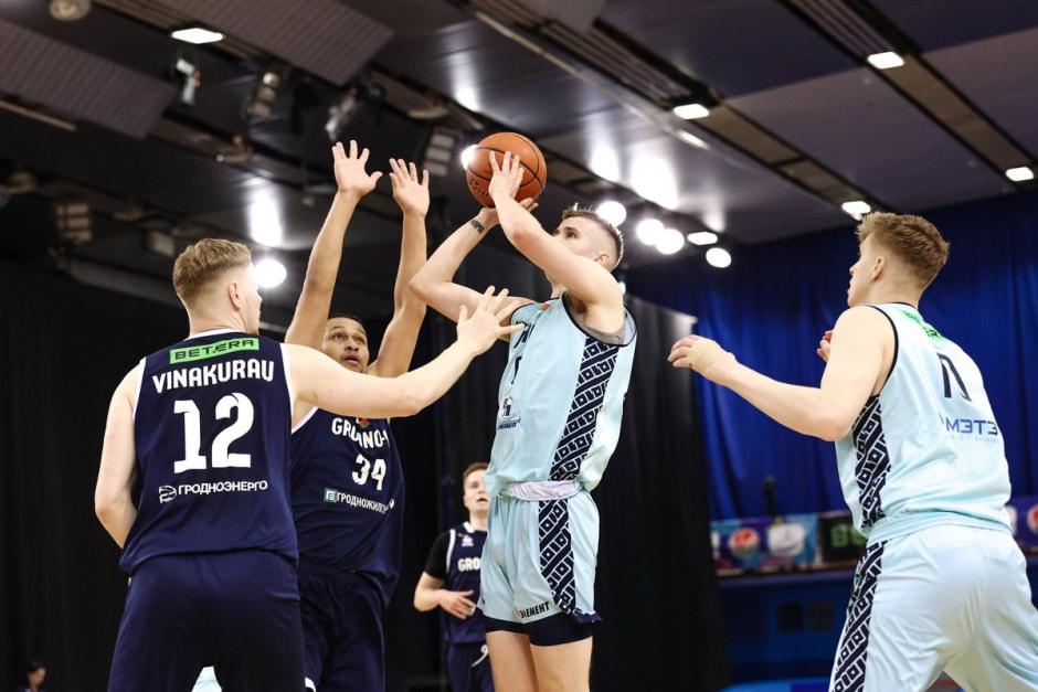 “Минск” обыграл “Гродно-93” в третьем матче финальной серии