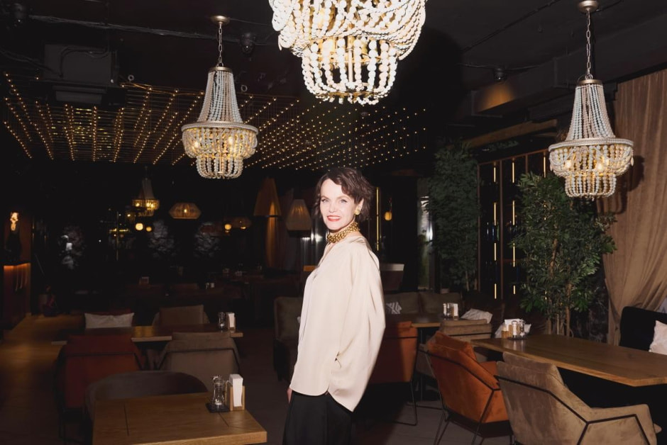 2-Стилист Снежана Моцная.jpg