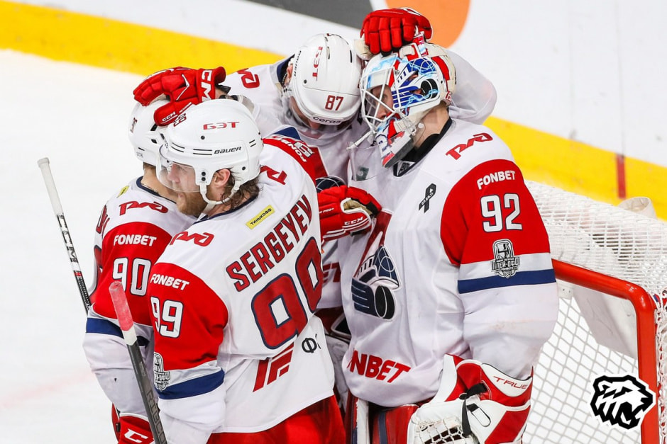 кубок гагарина.jpg