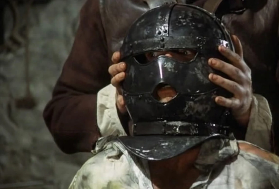 железная маска.jpg