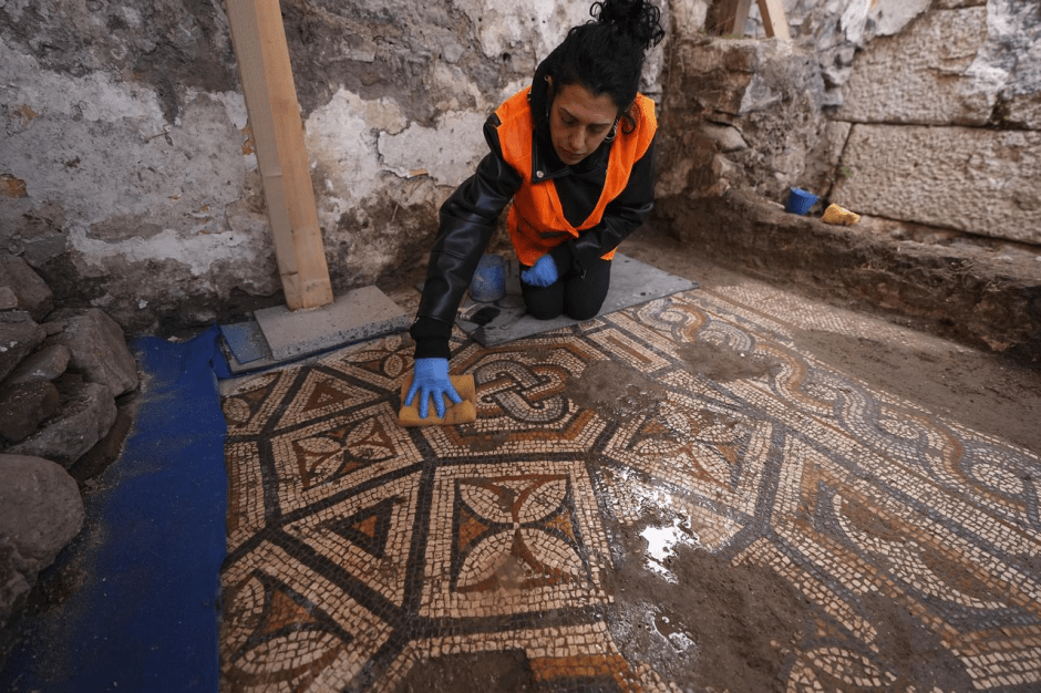 мозаичный зал под Смирной