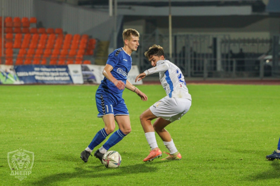 футбол.jpg футбол.jpg