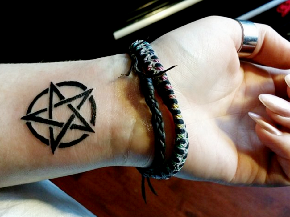 Татуировка пентакль 2.png