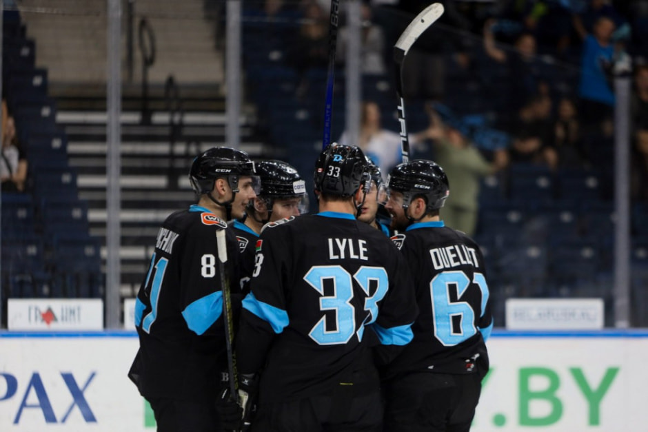 Хоккей динамо минск.jpg