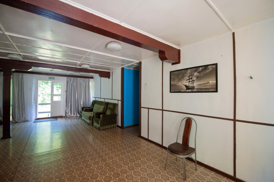 Корабль-отель на Днепре 8.jpg