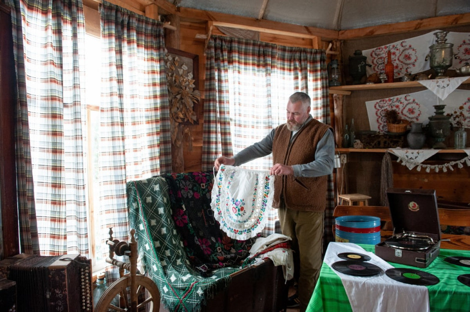 Семья кузнеца в Беловежской пуще 18.jpg