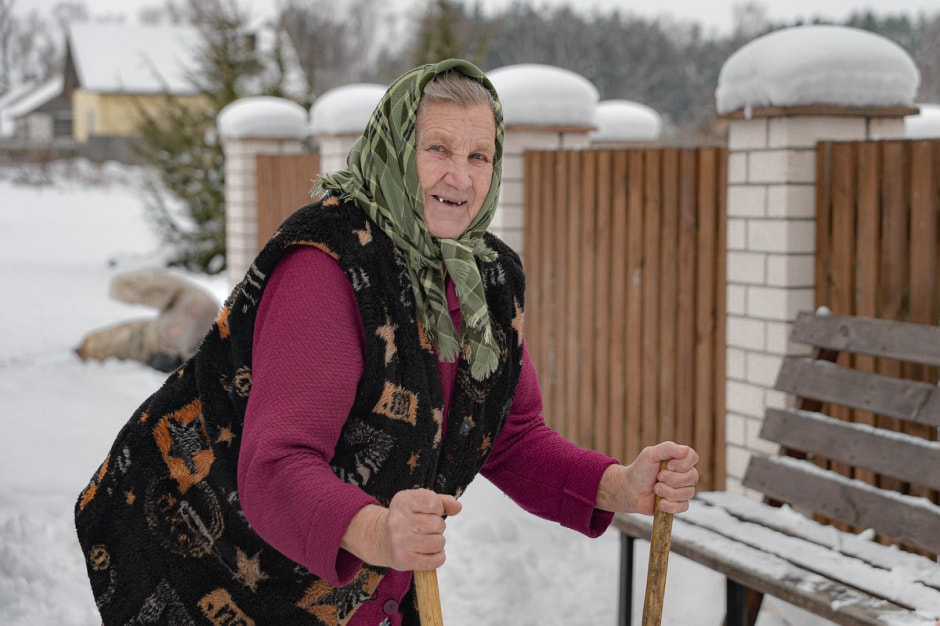 Автолавка в Глусском районе 18.jpg Автолавка в Глусском районе 18.jpg