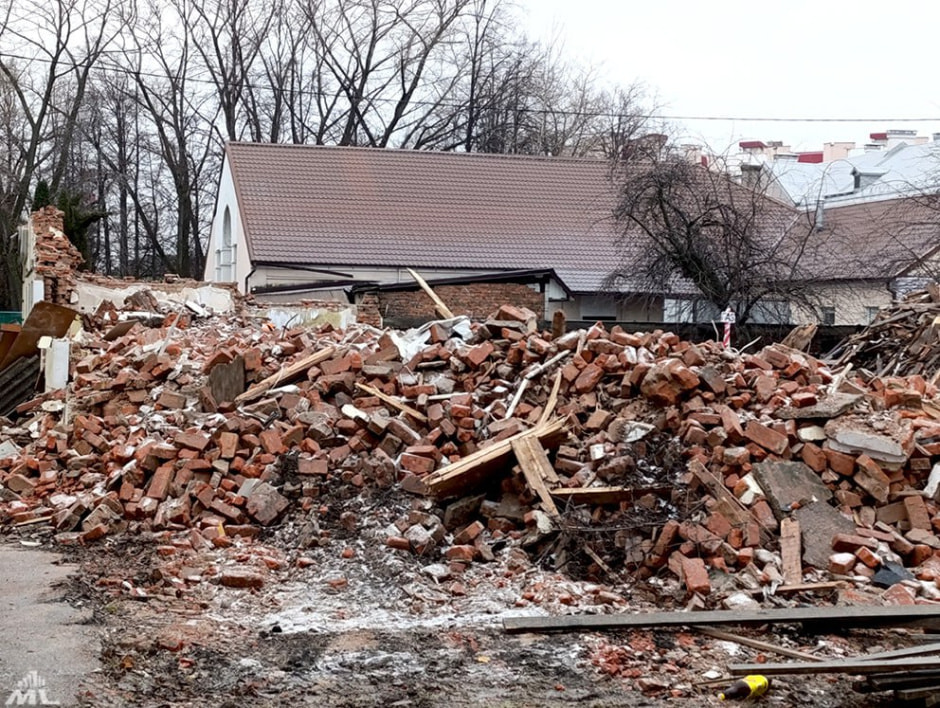 сносят дома Серова.jpg