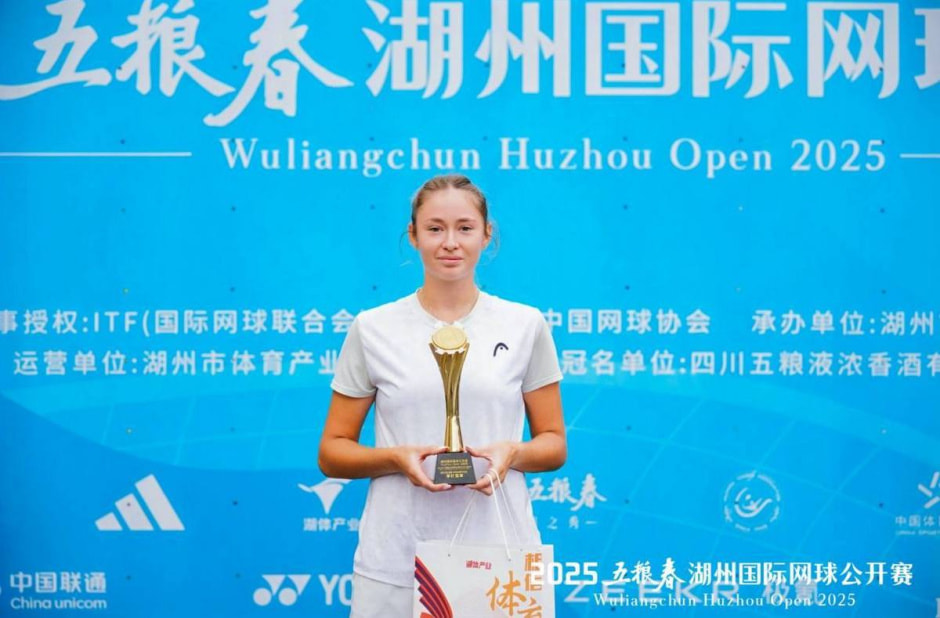 Дарья Хомутянская.jpg