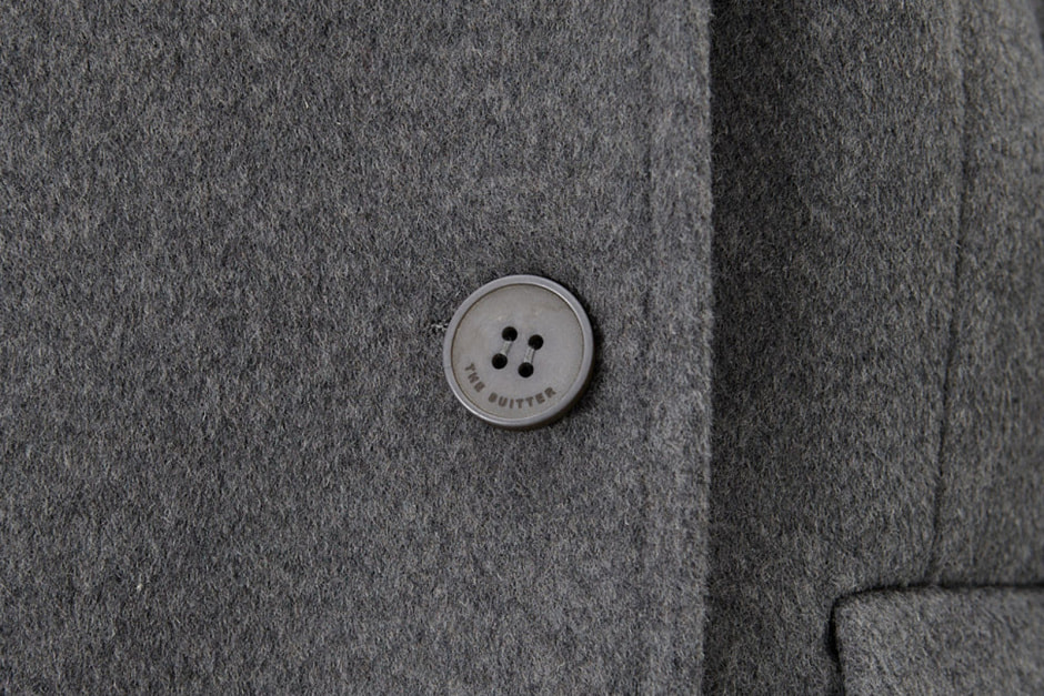 The Suitter_12 Пуговица.jpg