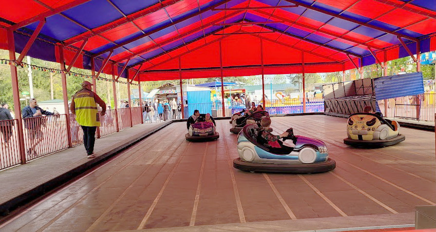 В минских парках заработали аттракционы (10).jpg