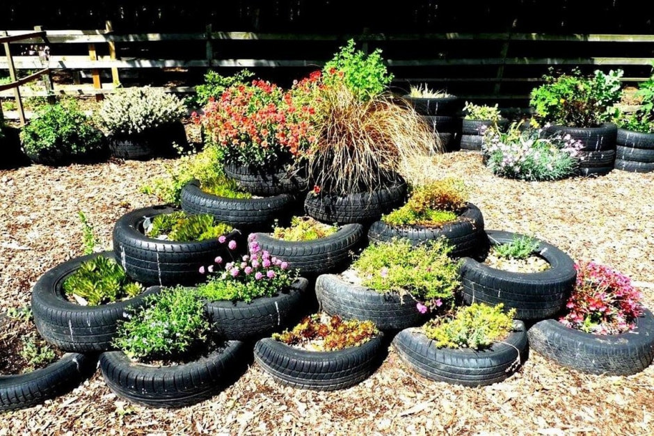 5-Клумбы из автомобильных покрышек.jpg