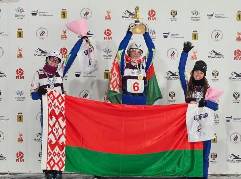 Лыжная акробатика.jpg