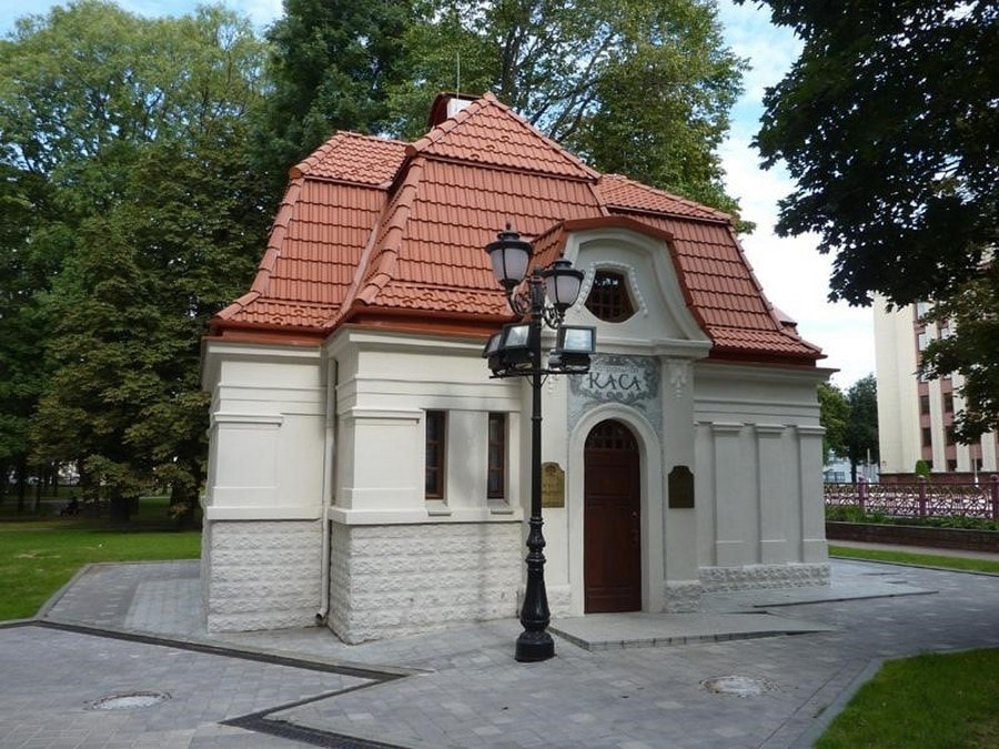 Дефицит в Беларуси 16_Туалет Купаловский касса.jpg