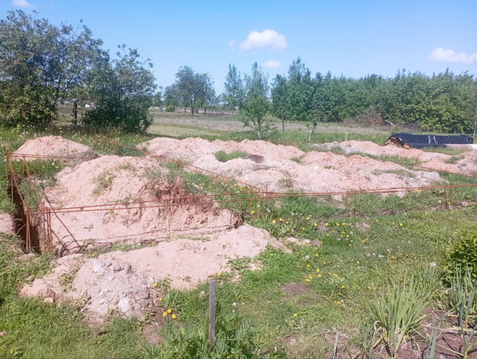 Пенсионерка заплатила за строительство дома 28 тысяч, а получила яму.jpg