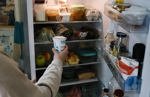 Яблоки – до 6 недель, грибы – до недели: сколько можно хранить продукты в холодильнике