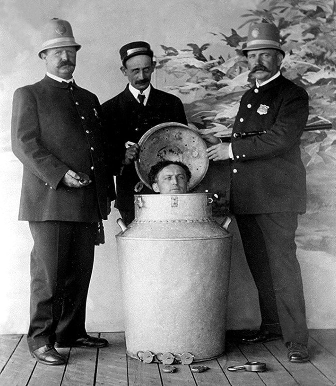 Гарри Гудини в бидоне