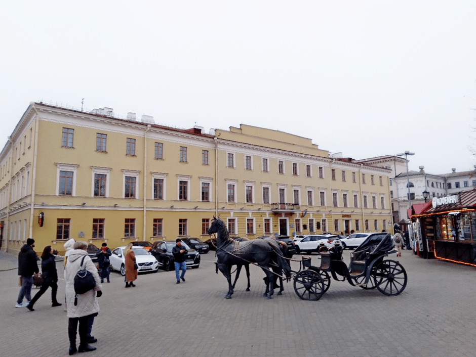 История здания монастыря базилиан в Минске 1.png