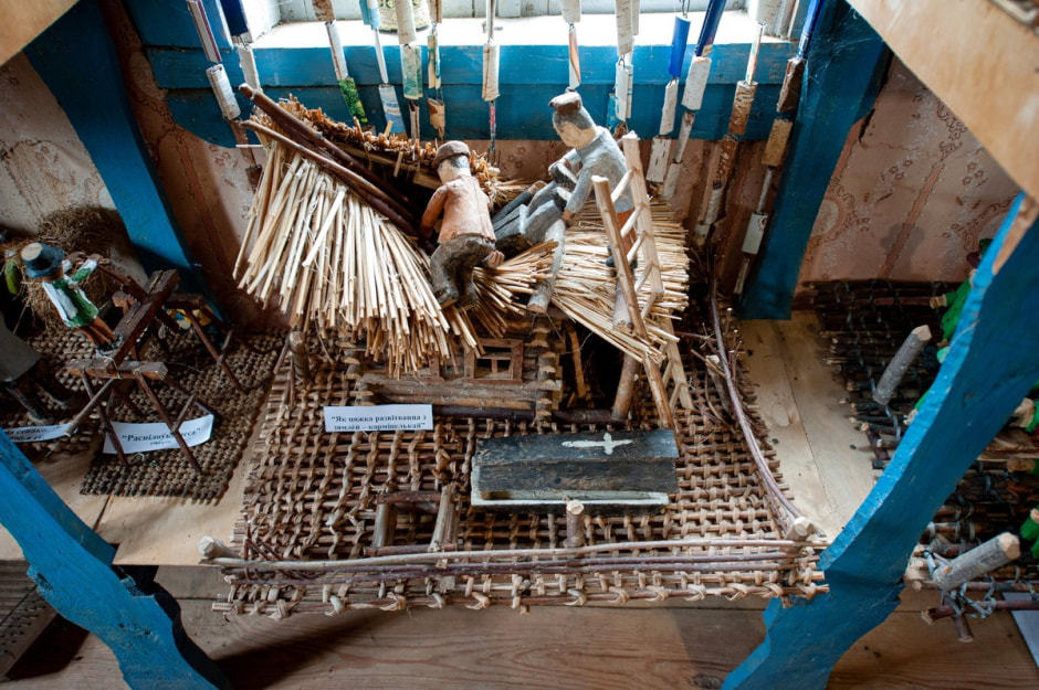 Музей Николая Тарасюка и его деревянный народ 13.jpg