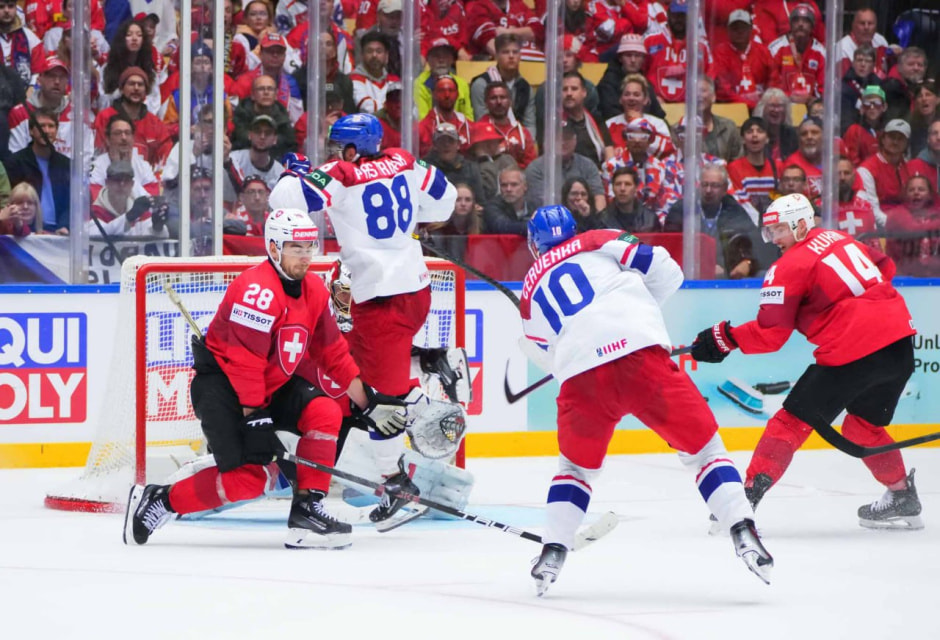 ЧМ по хоккею