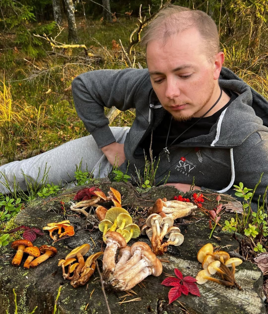 11-За одну тихую охоту Александр Горбацевич собрал 8 видов опят.jpg