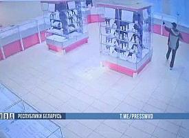 Подозреваемого в нападении на ювелирный магазин в Минске задержали при попытке уехать за границу