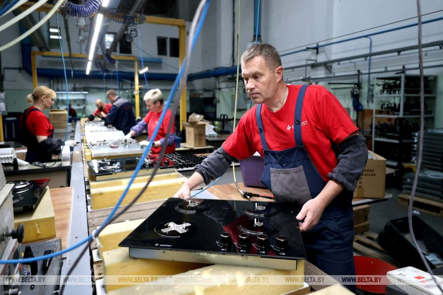 Спрос на белорусскую бытовую технику на экспорт растет. Как власти собираются удерживать позиции на рынке, рассказал Головченко.jpg