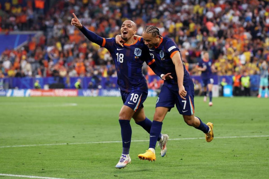 Сборная Нидерландов благодаря разгромной победе над румынами стала участником четвертьфинала Евро-2024.jpg