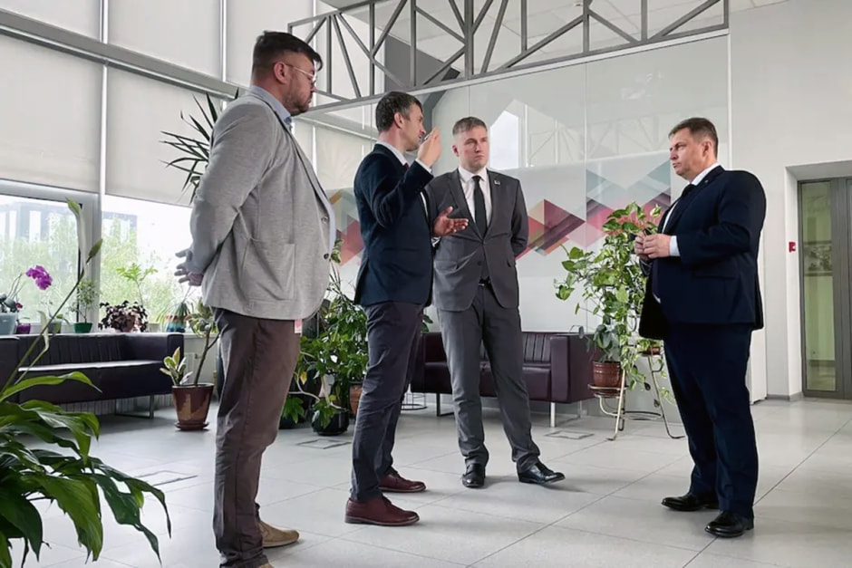 Кирилл Залесский посетил центральный офис МТС