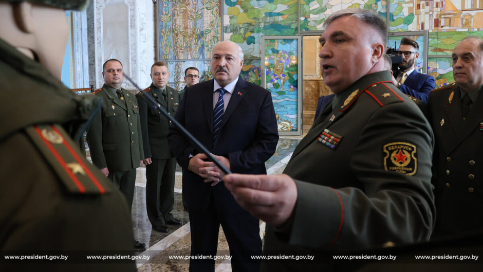 Новая военная форма 1.jpg Новая военная форма 1.jpg