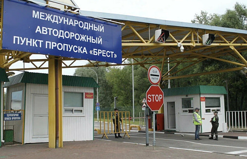 ГТК предупредил белорусов о проблемах на границе с Польшей – когда не будет света в пункте пропуска “Брест”?