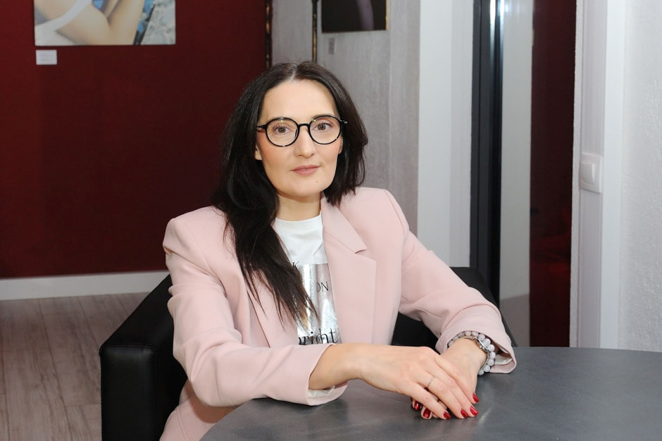 ИИ и семья 1_Татьяна Славинская-Пузыревич.jpg