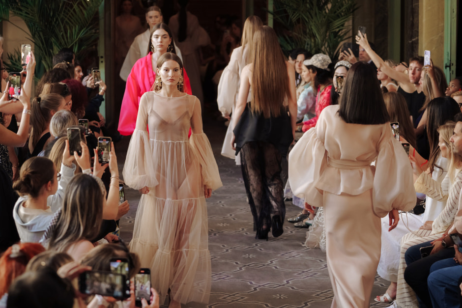 Белорусские дизайнеры в Париже.jpg