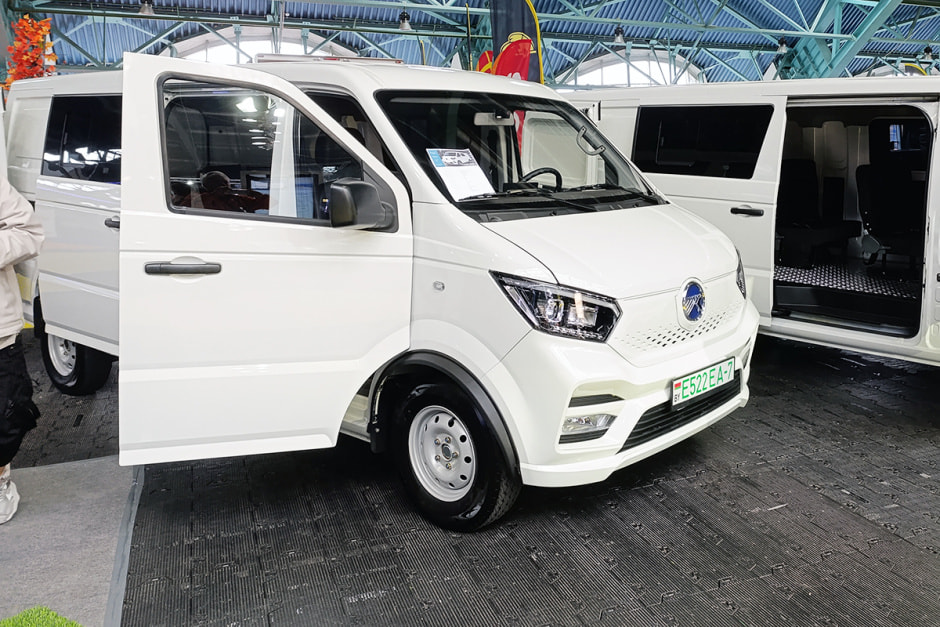 Электрические микроавтобусы КАМА.JPG