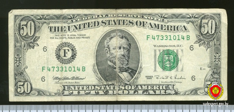 Фальшивые доллары 