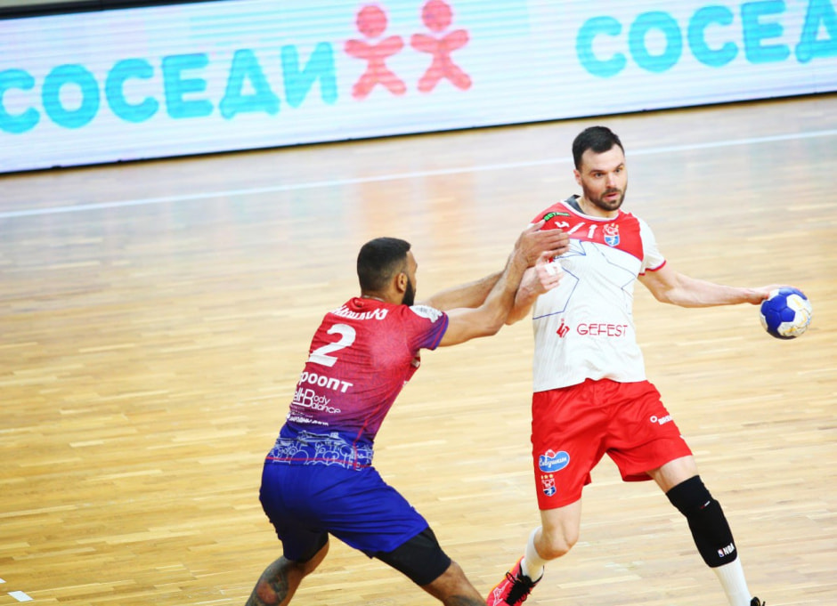 Гандбол 3.jpg