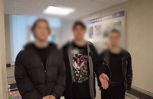 “Смотрю на дверь - и вижу чувака с автоматом в руках”: студенты в Гомеле попали в милицию после неудачной шутки