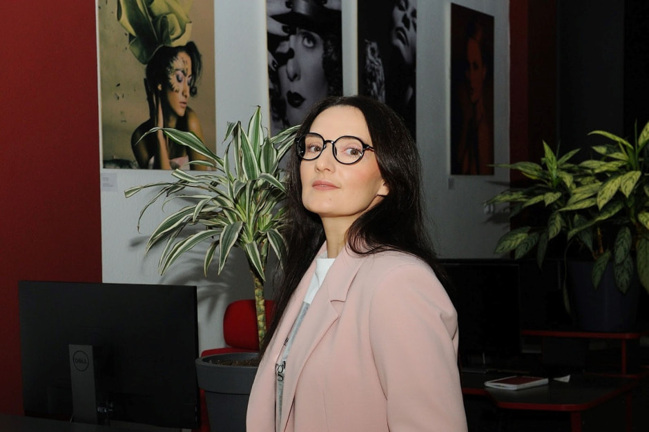 ИИ и семья 7_Татьяна Славинская-Пузыревич.jpg