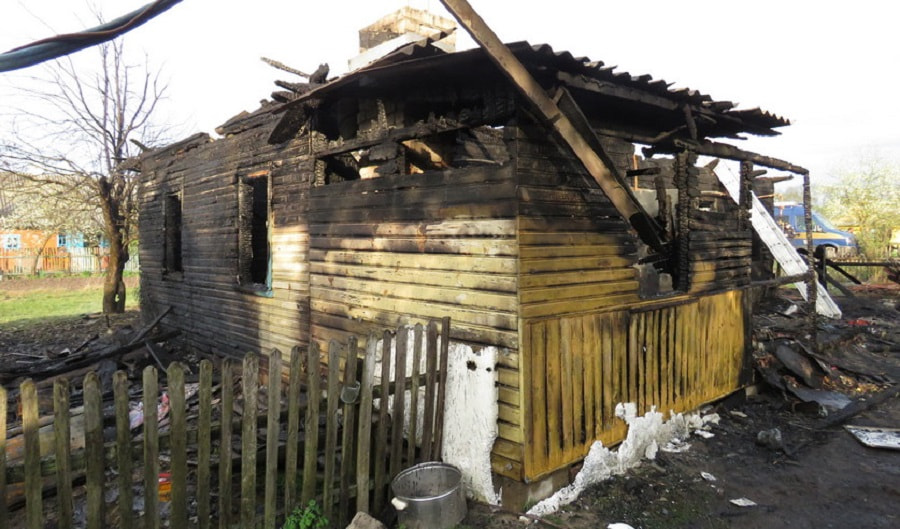 Сгоревший дом.jpg