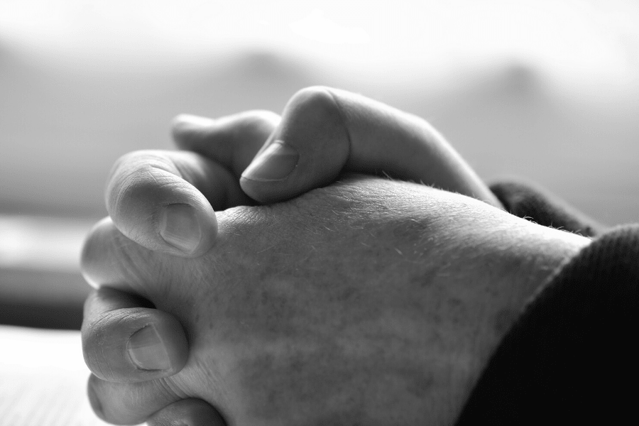 Просто руки.png