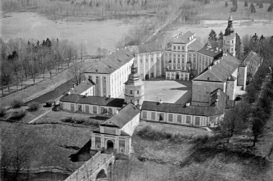 Кражи в Несвижском замке 1940 год 6_Несвижский замок 1927 год.jpg