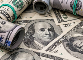 Еще ближе к 3 рублям. Доллар опять устремился вверх в Беларуси – итоги торгов 10 марта