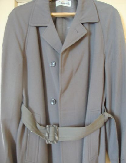 аукцион плащ 2.jpg