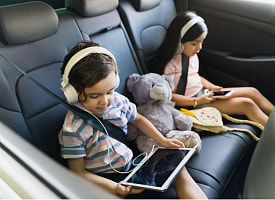 Индонезия запретила соцсети детям до 16 лет: под ограничения попадут 70 млн подростков