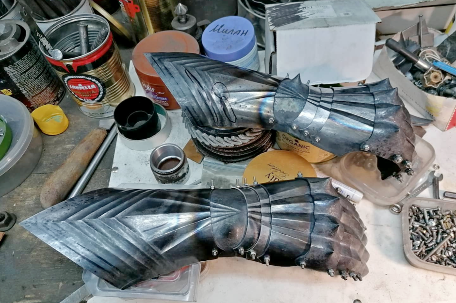 Мастер над доспехами 3.png