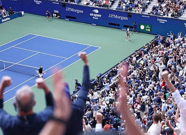 Билет за $300 и наггетсы за $100. Как US Open превращается из “народного турнира” в дорогой фестиваль
