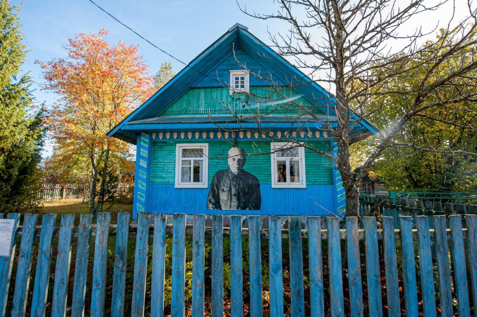 Хата прадеда в Любках 11.jpg Хата прадеда в Любках 11.jpg