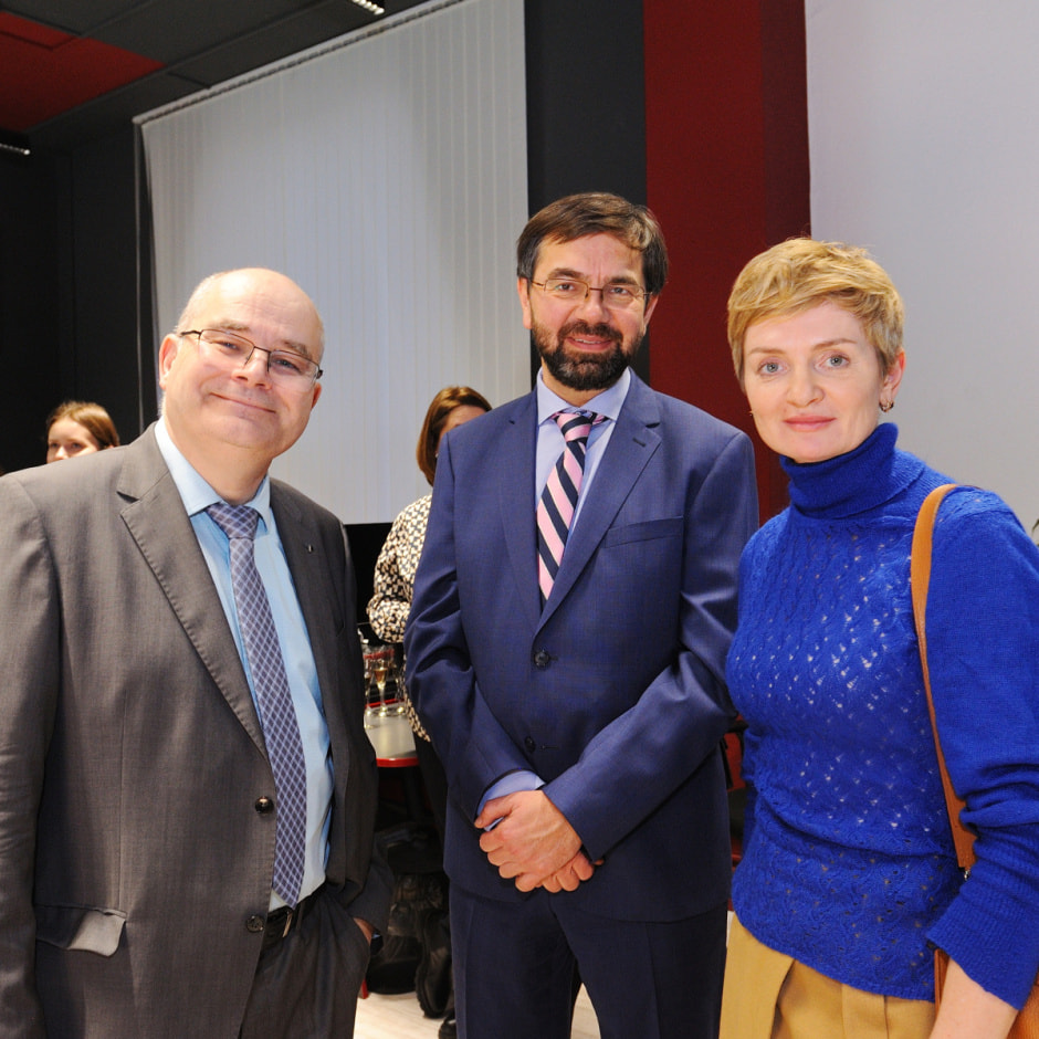 жесткая ирония Константина Селиханова6.JPG