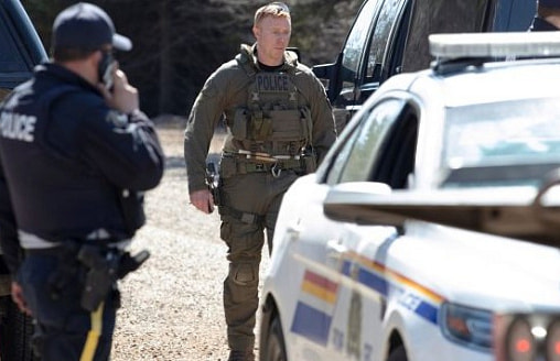 Стрельба в школе в Канаде: погибли 10 человек, стрелка-женщину нашли мертвой