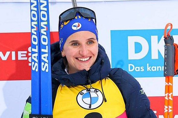 Жюлья Симон.png